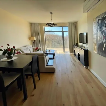 Apartamento Gemuetliches In Mit Grosser Terrasse Und Meerblick Und Neben Dem