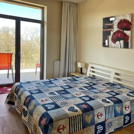 Gemuetliches In Mit Grosser Terrasse Und Meerblick Und Neben Dem Lejlighed